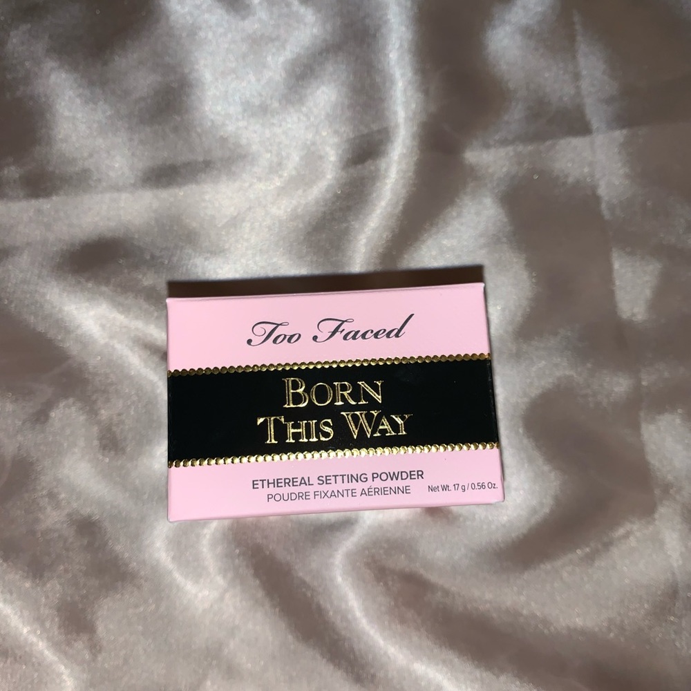 Too Faced Born This Way Translucent Setting Powder